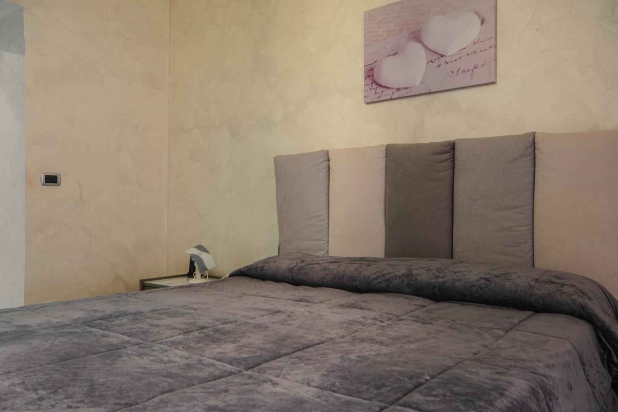 Palu Apartment *